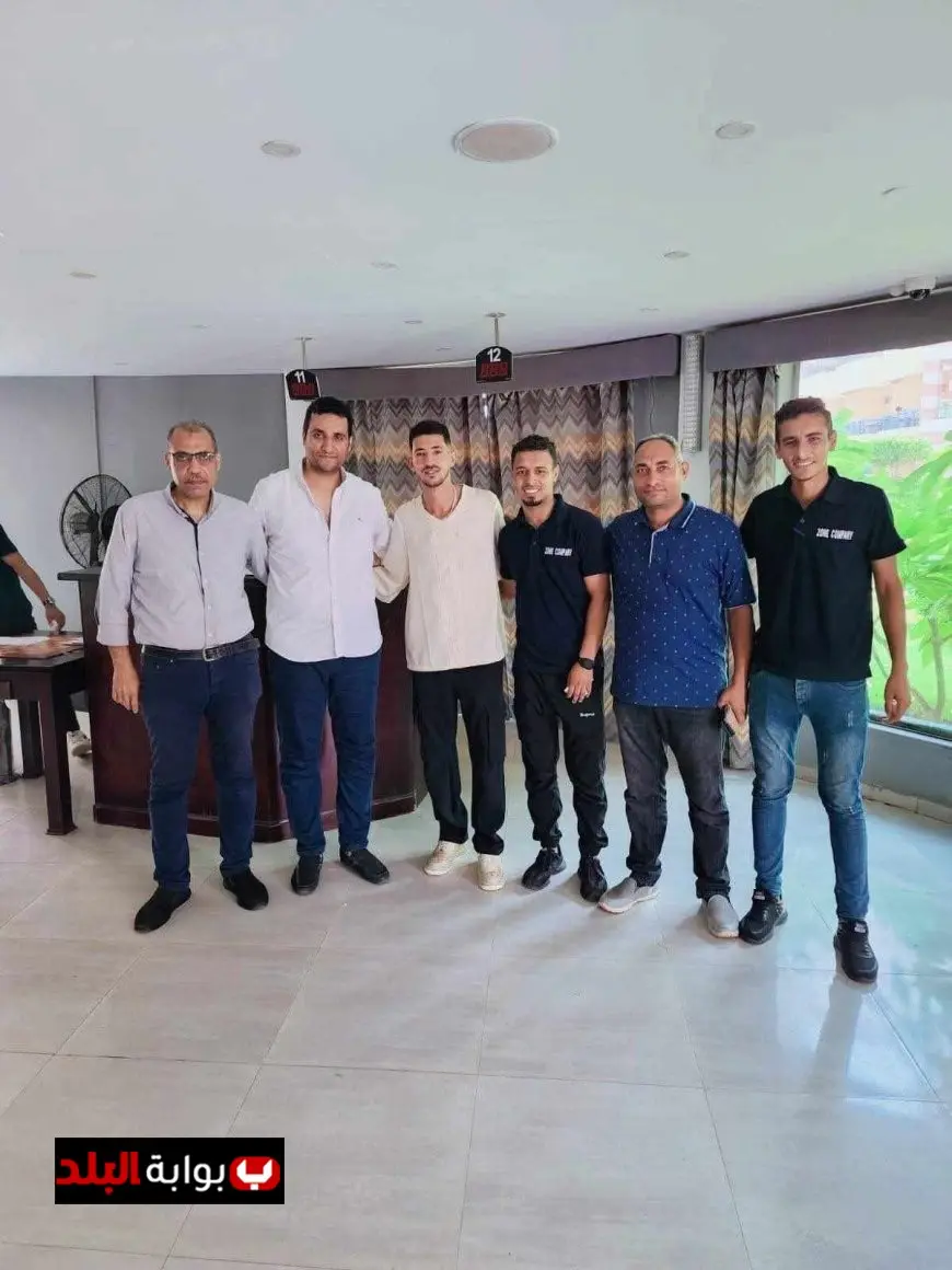أحمد فتوح يُحدث ضجة جديدة بصورة من العين السخنة بينما يغيب عن معسكر الزمالك