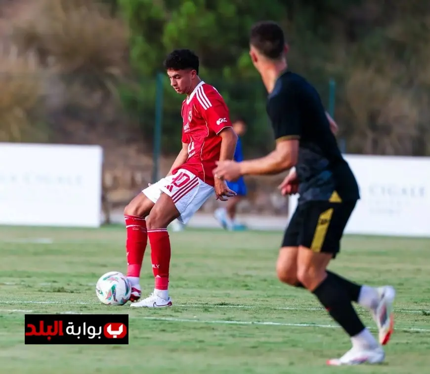 أحمد عابدين: الأهلي يجسد التضامن بين اللاعبين وفخر كبير بوجودي مع نجوم الفريق الرائعين!
