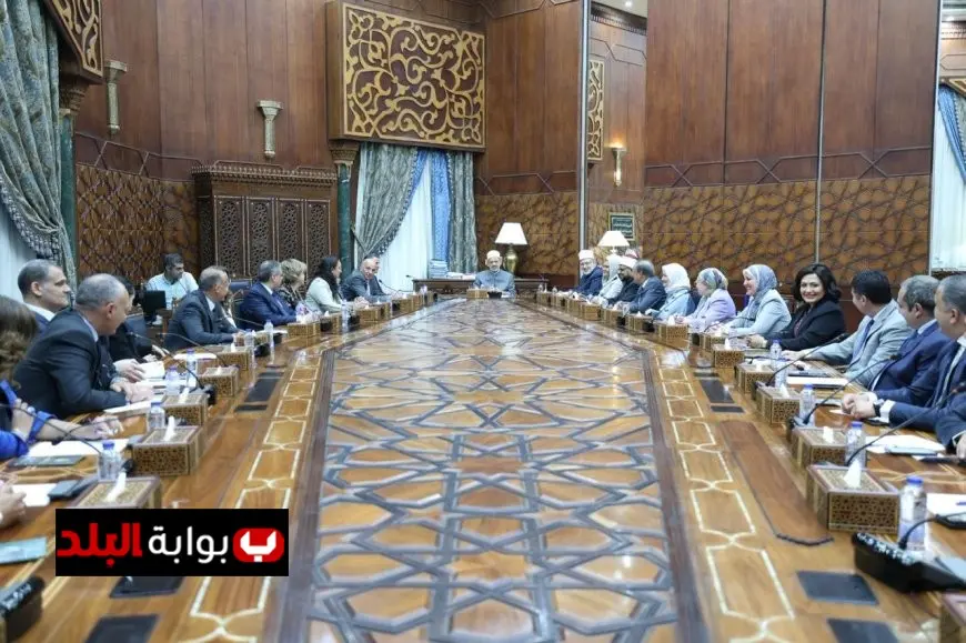 شيخ الأزهر يدعو سفراء مصر الجدد: غزة تحت وطأة إبادة ممنهجة في ظل صمت العالم