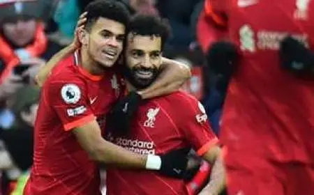 “محمد صلاح يعبّر عن حزنه في رسالة مؤثرة لزميله لويس دياز”