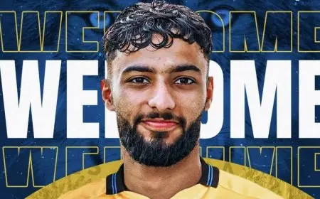 الأهلي يضم صالح أبو الشامات نجم الخليج السعودي في صفقة رسمية