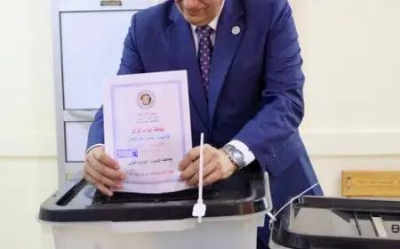 رئيس الجهاز المركزي للتنظيم والإدارة يشارك في انتخابات مجلس الشيوخ ويصوت بنشاط