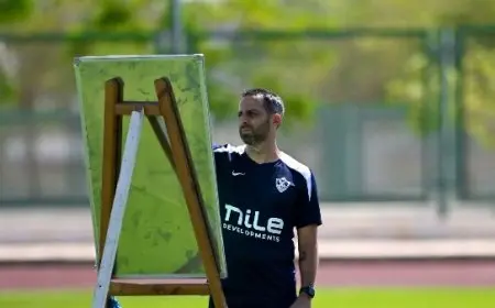 اجتماع فيريرا مع لاعبي الزمالك يثير الحماس لاستعدادات الموسم الجديد