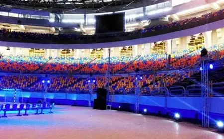 افتتاح بطولة العالم لكرة اليد للناشئين بأجواء حماسية تشمل الليزر والأعلام وطابور العرض والموسيقى