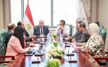 وزير الصحة والتعليم العالي يتعاونان في أبحاث جديدة لعلاج الأورام السرطانية
