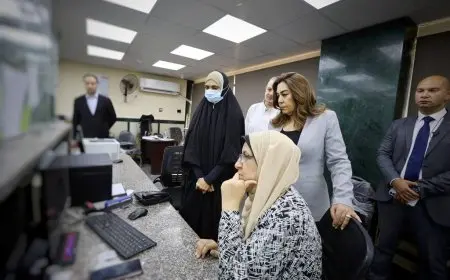 منال عوض تؤكد أهمية تنفيذ حملات لتنظيم الباعة الجائلين في الموسكي