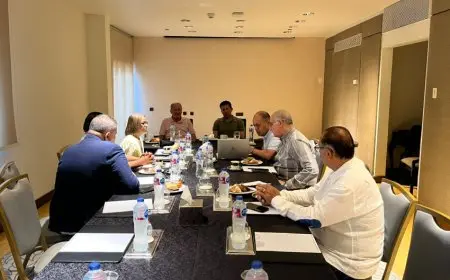 وزير الرياضة يلتقي برئيس الاتحاد الدولي لليد لبحث التحضيرات لبطولة العالم