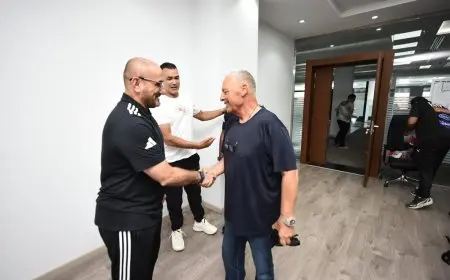 أبو ريدة يقوم بزيارة ميدانية لورشة عمل مدربي المنتخبات الوطنية لتعزيز المهارات والتدريب