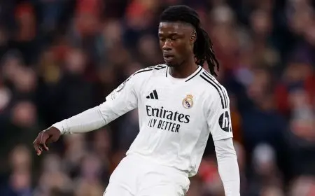 ريال مدريد يعلن عن آخر تفاصيل إصابة كامافينجا وتأثيرها على الموسم