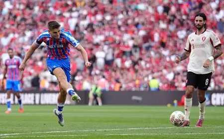 كريستال بالاس يحقق انتصارًا مثيرًا على ليفربول ويحقق كأس الدرع الخيرية