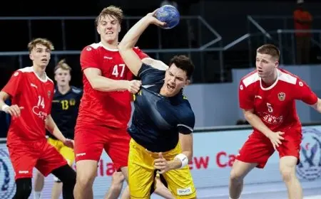 السويد تحقق فوزاً مثيراً على سويسرا 39-33 وتقترب من ربع نهائي مونديال اليد للناشئين