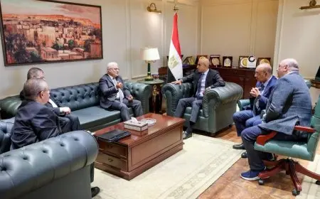 وزير التربية والتعليم ورئيس التأمين الاجتماعي يتباحثان لتعزيز مصلحة العاملين في القطاع