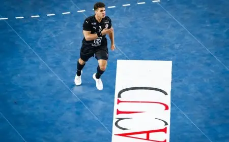 مصر تتخلف عن الدنمارك 17-14 في مباراة حاسمة بمونديال اليد للناشئين