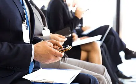 تحذير من لصوص التكنولوجيا احذروا الكسب السهل عبر السوشيال ميديا