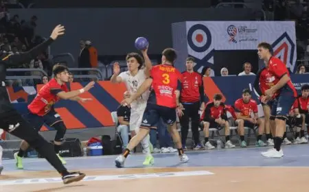 إسبانيا تحقق التأهل المثير إلى نهائي بطولة العالم لكرة اليد 2025