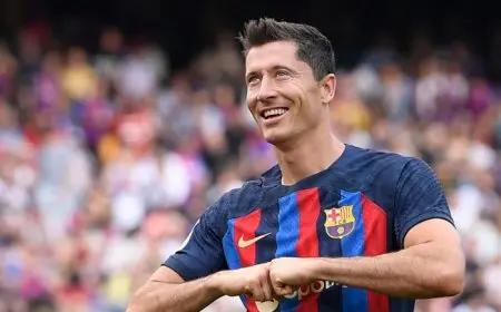 ليفاندوفسكي يخطو نحو العودة للمشاركة مع برشلونة أمام ليفانتي