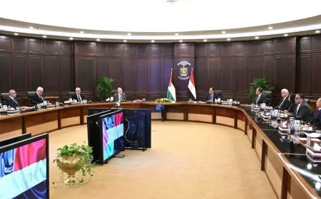 مدبولي يؤكد موقف مصر الثابت في دعم فلسطين ورفض مخططات تهجير سكان غزة