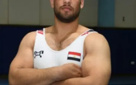 عبد اللطيف منيع يصل القاهرة بعد تدريبات مكثفة في الصين استعداداً لبطولة العالم