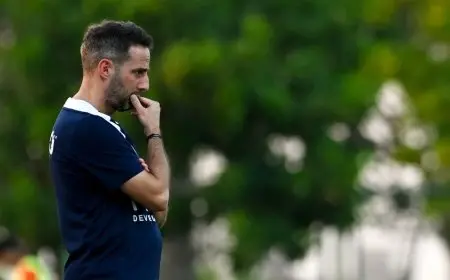 فيريرا يشرح خططه للاعبي الزمالك قبل مواجهة مودرن سبورت الهامة