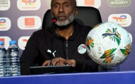 الأهلي يتقدم بالعزاء في وفاة والد محمد الشناوي