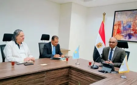 نائب وزير الإسكان يرأس اجتماعًا هامًا لإعداد اللائحة التنفيذية لقانون مياه الشرب والصرف الصحي