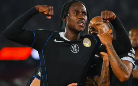 تشيلسي يكتسح وست هام بخمسة أهداف ويتصدر الدوري الإنجليزي مؤقتًا