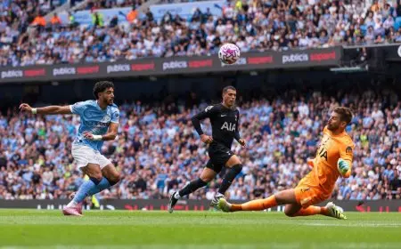 توتنهام يتفوق على مانشستر سيتي بهدفين بمساهمة مرموش ويتصدر الدوري الإنجليزي