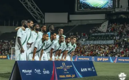 أهلي جدة يحصد كأس السوبر السعودي بعد مواجهة مثيرة مع النصر