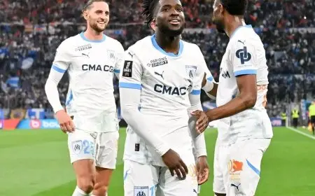 مارسيليا يسجل خمسة أهداف في مرمى باريس إف سي في مباراة مثيرة بالدوري الفرنسي