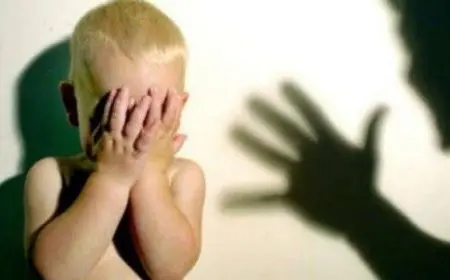 تأثير الزعيق العالي على الأطفال وما يسببه من مشاكل صحية ونفسية