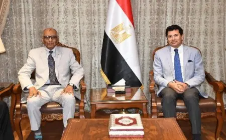 وزير الرياضة يناقش مع اتحاد الهوكي تحضيرات مصر لاستضافة البطولة الأفريقية المقبلة