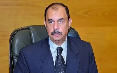 محافظ سوهاج يطمئن الأهالي حول جودة مياه الشرب بعد تجربته الشخصية