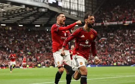 مانشستر يونايتد يحسم انتصاره المثير على بيرنلي في مباراة مثيرة بالدوري الإنجليزي