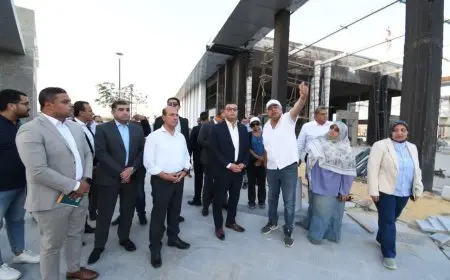 وزير الإسكان يزور مشروع حدائق تلال الفسطاط في القاهرة بجولة مفاجئة
