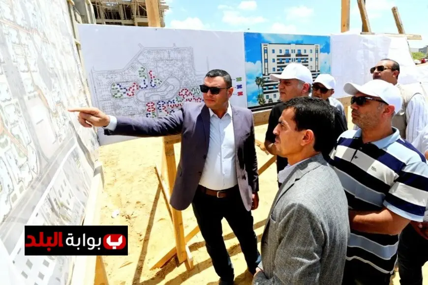 وزير الإسكان يزور وحدات سكن لكل المصريين ويستعرض الطرق في مدينة برج العرب الجديدة