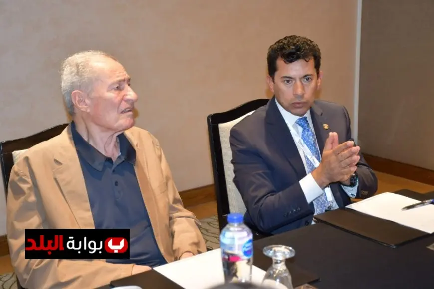 وزير الرياضة يناقش مع رئيس الاتحاد الدولي لكرة اليد استعدادات استضافة مونديال الناشئين في مصر