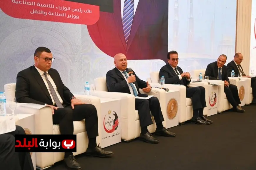 كامل الوزير يكشف إنجازات الدولة في مجالات النقل والصناعة