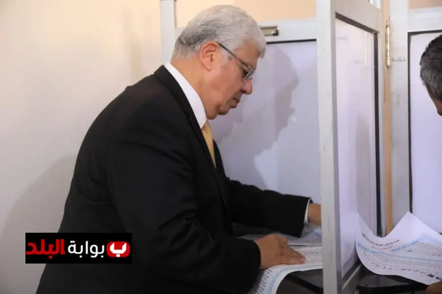 وزير التعليم العالي يشارك في انتخابات مجلس الشيوخ 2025 ويدلي بصوته