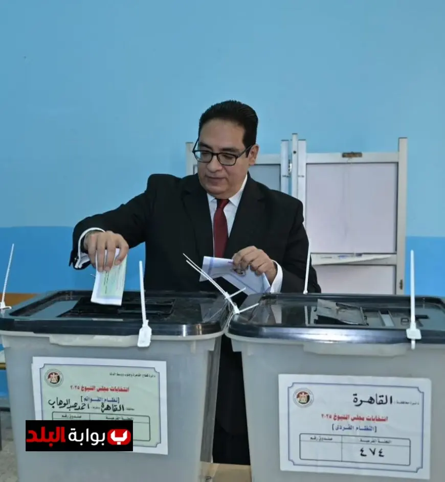 رئيس جامعة القاهرة يشارك في التصويت لانتخابات مجلس الشيوخ 2025