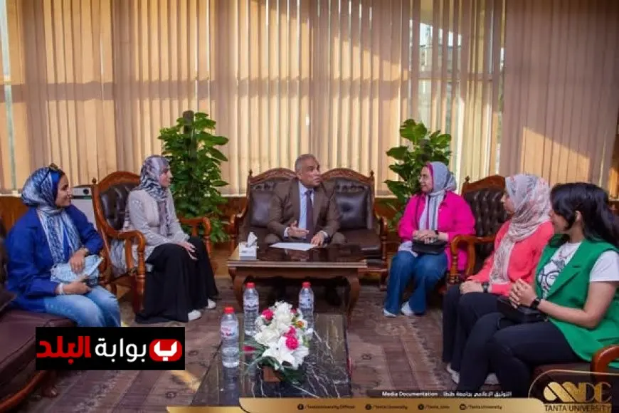 رئيس جامعة طنطا يناقش مع الطبيبات المقيمات أسباب الاستقالات الجماعية وتأثيرها على خدمات الرعاية الصحية