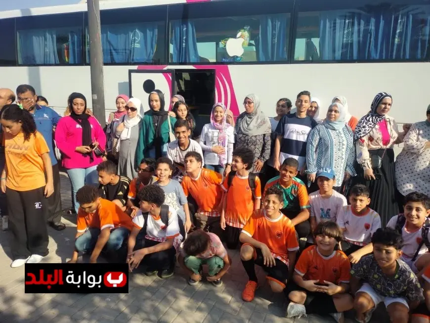 جمهور عريض يساند منتخب مصر للناشئين في مباراته ضد البحرين في مونديال اليد