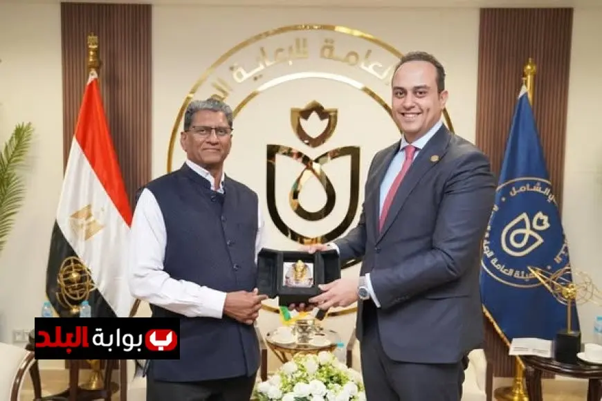 رئيس هيئة الرعاية الصحية يناقش مع سفير الهند في القاهرة سبل تعزيز التعاون في التغطية الصحية