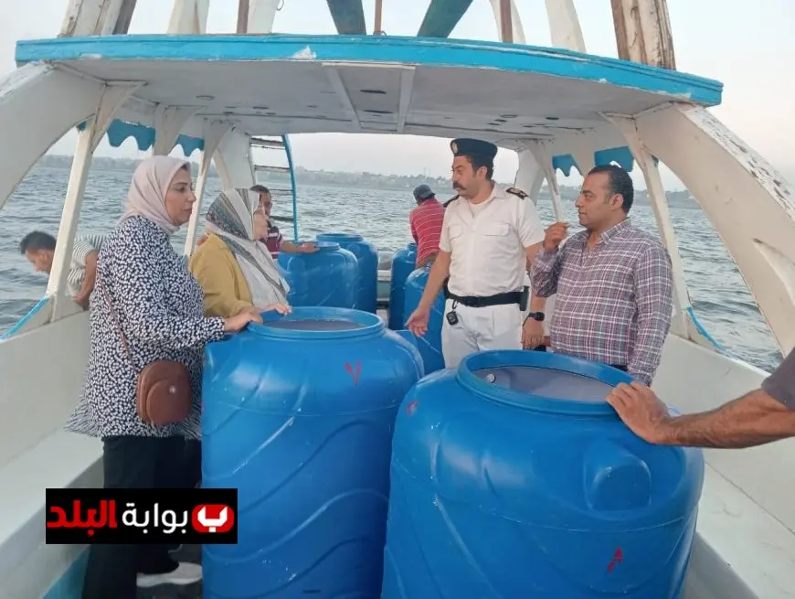 جمبري بحيرة قارون يزدهر بعد إنزال يرقات وزريعة لدعم الثروة السمكية صور حصرية
