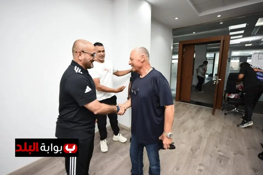 أبو ريدة يقوم بزيارة ميدانية لورشة عمل مدربي المنتخبات الوطنية لتعزيز المهارات والتدريب