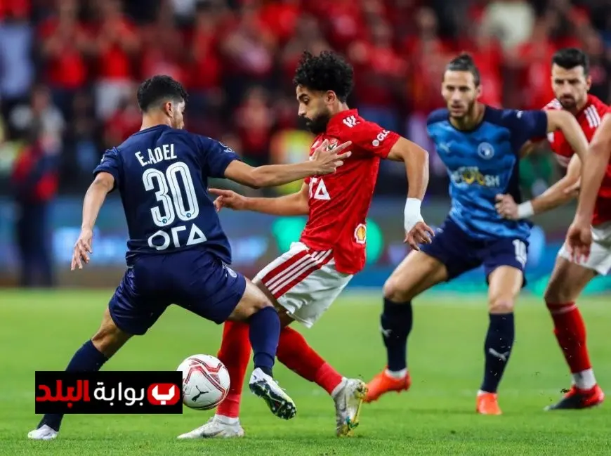الأهلي يواجه بيراميدز في مباراة مثيرة على ملعب السلام