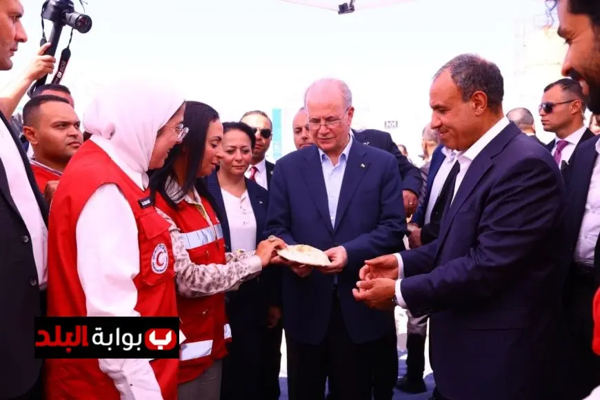 زيارة وزيري التضامن والخارجية ورئيس وزراء فلسطين إلى المطبخ الإنساني للهلال الأحمر في العريش