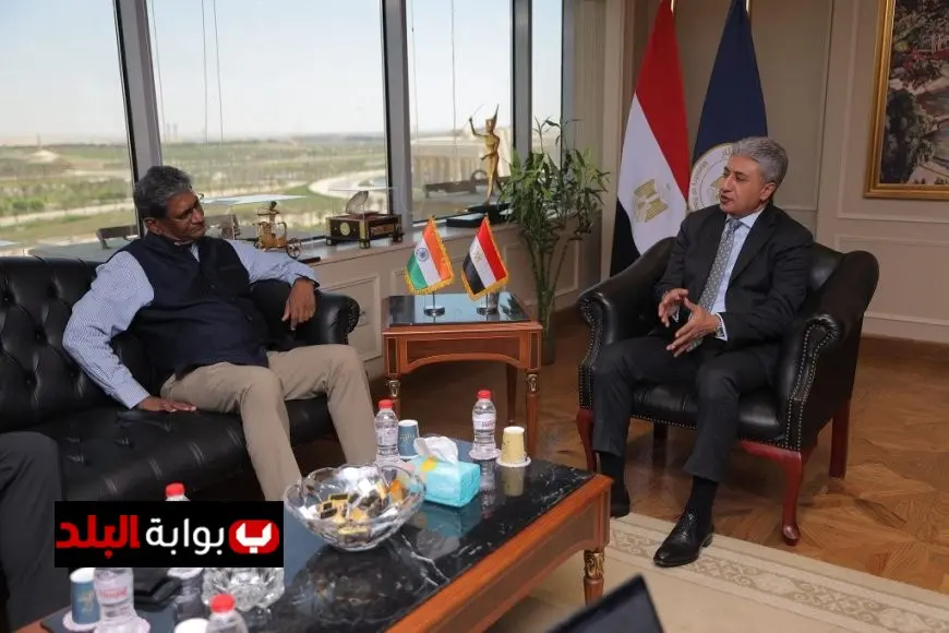 وزير السياحة وسفير الهند في القاهرة يعززان التعاون السياحي بين البلدين