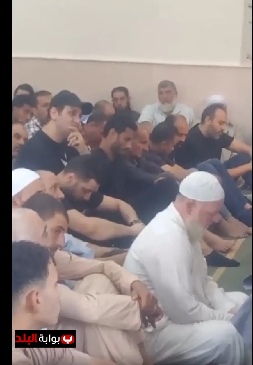 عماد النحاس يدعم محمد الشناوي قبل مراسم جنازة والده