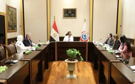 نائب رئيس الوزراء ووزير الصحة يراقب تطورات السياحة العلاجية بالمملكة