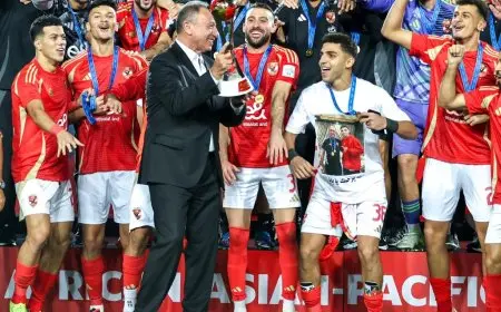 شوبير يكشف عن نية الأهلي للتعاقد مع مدرب عالمي بأسعار مرتفعة